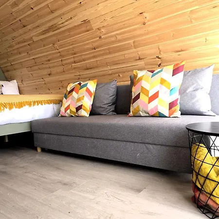Lodge Nadur Pods *